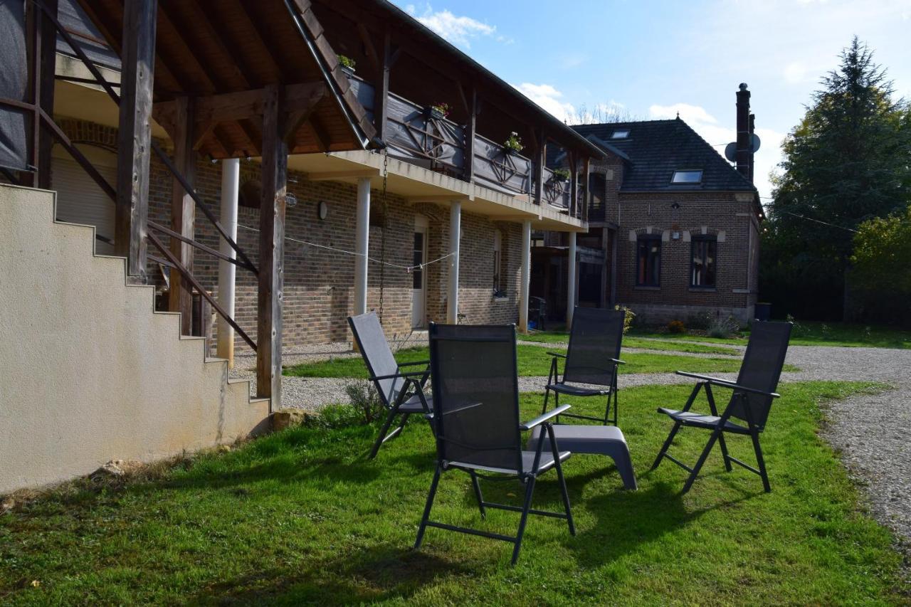 Les Gites Du Lavoir Villemoiron-en-Othe Buitenkant foto